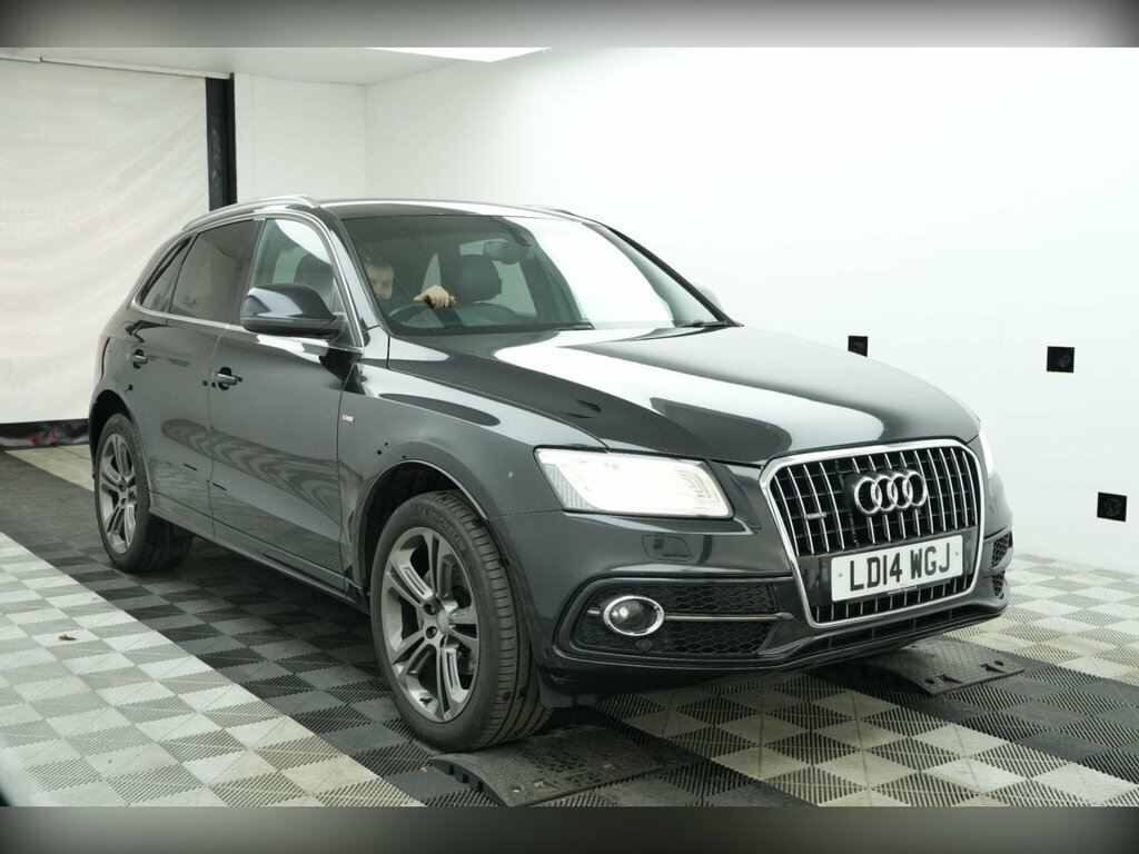 Audi Q5 2.0 Tdi S Line Plus Quattro Euro 5 Ss LD14WGJ Black #2