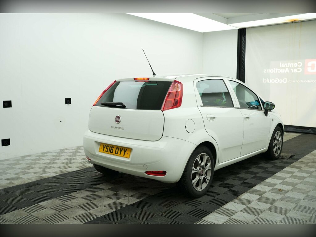 Fiat Punto 1.2 Easy Euro 6 White #2