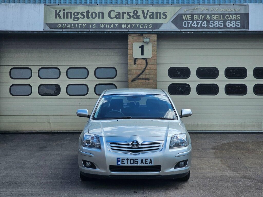 Toyota Avensis 1.8 Vvt-i T3-x Silver #2