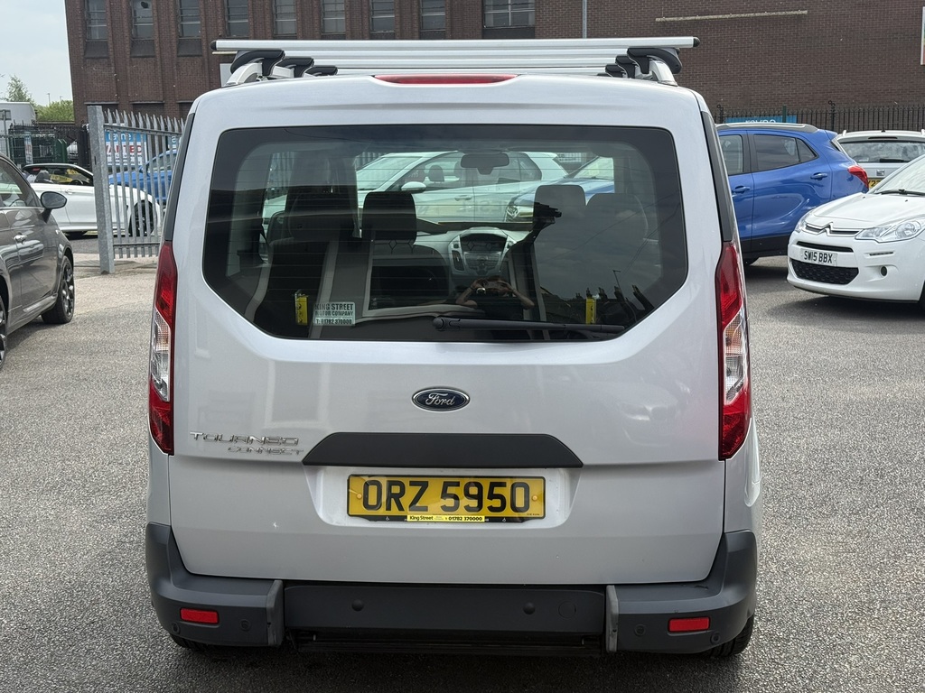 Ford Grand Tourneo Connect Zetec 1.5 Ecoblue 2018 68 Reg #6