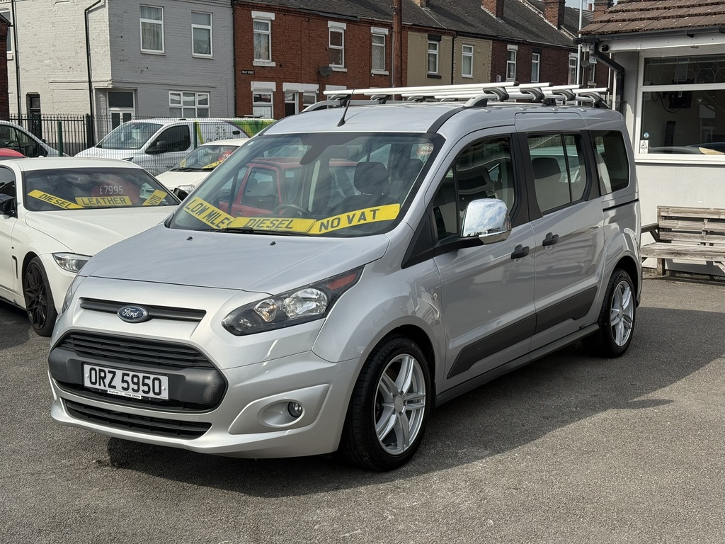 Ford Grand Tourneo Connect Zetec 1.5 Ecoblue 2018 68 Reg #3