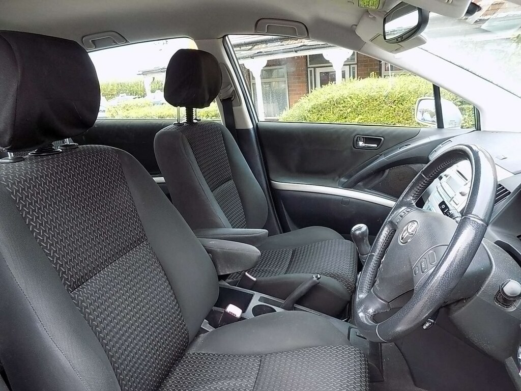 Toyota Corolla Verso 2.2 D-4d T Spirit 7 Seater WV57EVL Silver #3