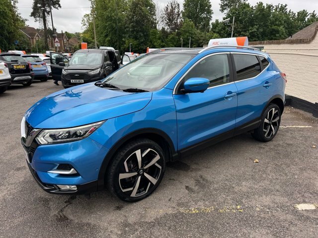 Nissan Qashqai 2017 1.6 Dci Tekna Suv Euro 6 S VO67FNU Blue #3