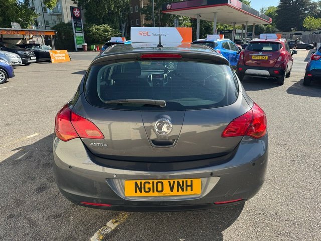 Vauxhall Astra 2010 1.4 16V Exclusiv Hatchback Grey #5