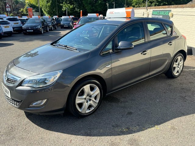 Vauxhall Astra 2010 1.4 16V Exclusiv Hatchback Grey #3