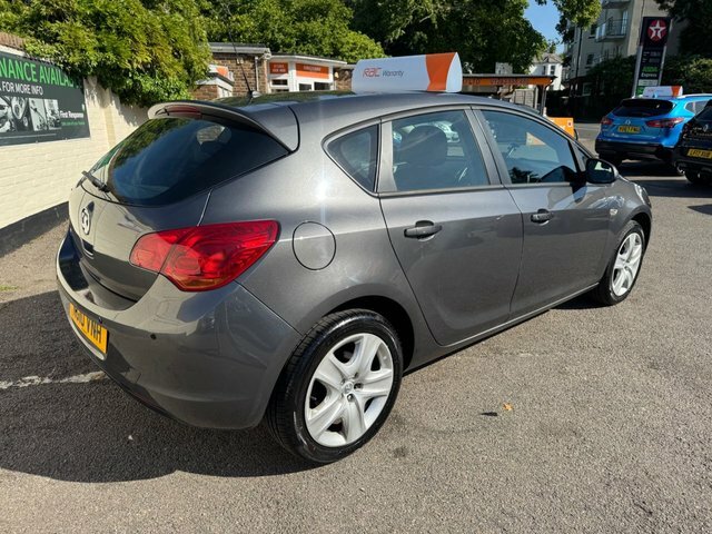 Vauxhall Astra 2010 1.4 16V Exclusiv Hatchback Grey #6