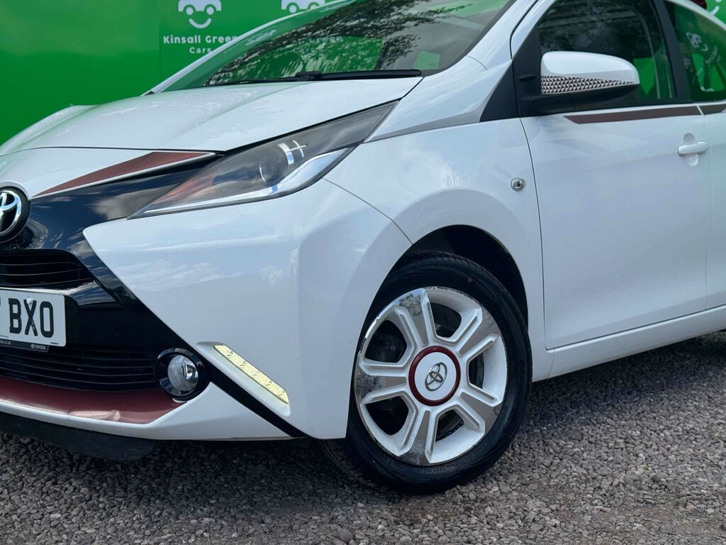 Toyota Aygo X X-claim Vvt-i FG67BXO White #5
