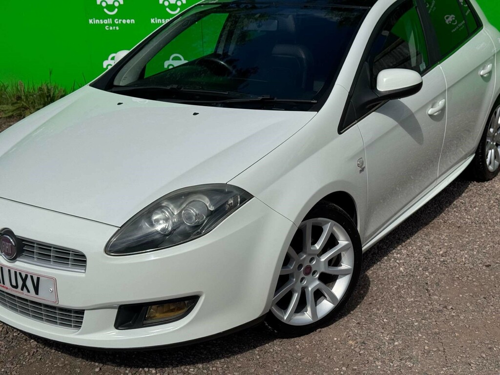 Fiat Bravo Hatchback White #6