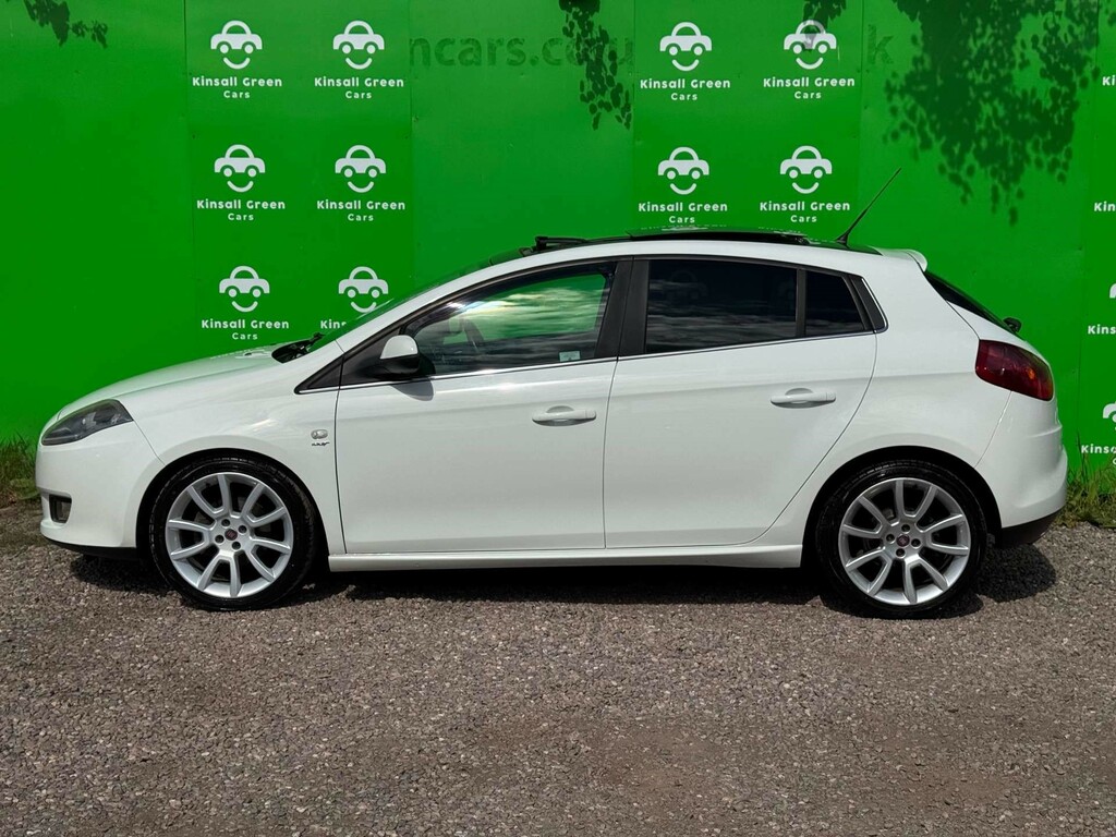 Fiat Bravo Hatchback White #14