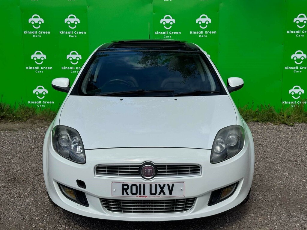 Fiat Bravo Hatchback White #11