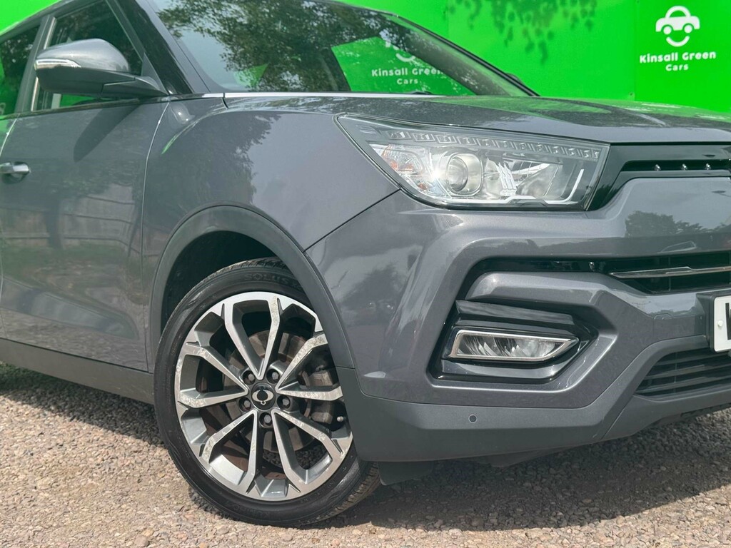 SsangYong Tivoli Ultimate Grey #3