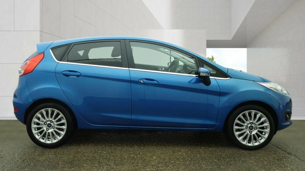Ford Fiesta Titanium Blue #5