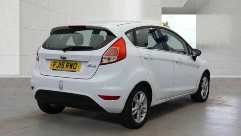 Ford Fiesta Zetec White #4
