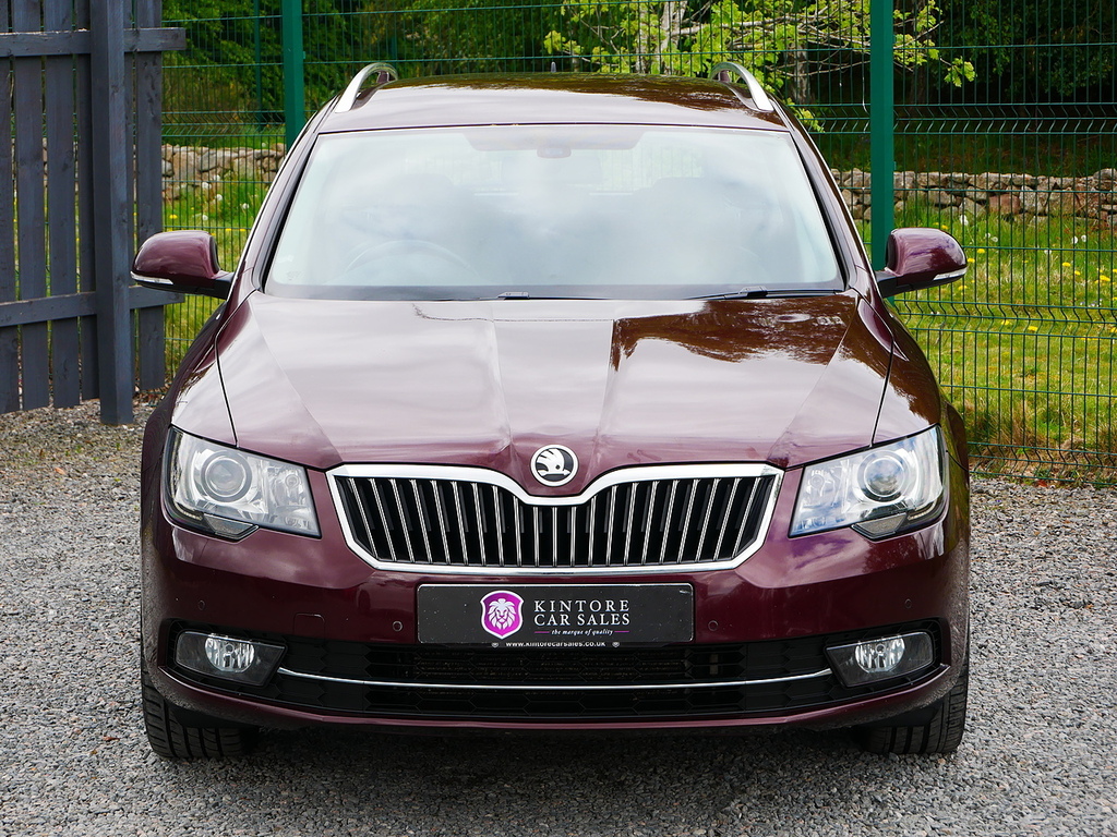 Skoda Superb 2.0 Tdi Elegance Estate Dsg U3181 SY64OLA Red #3