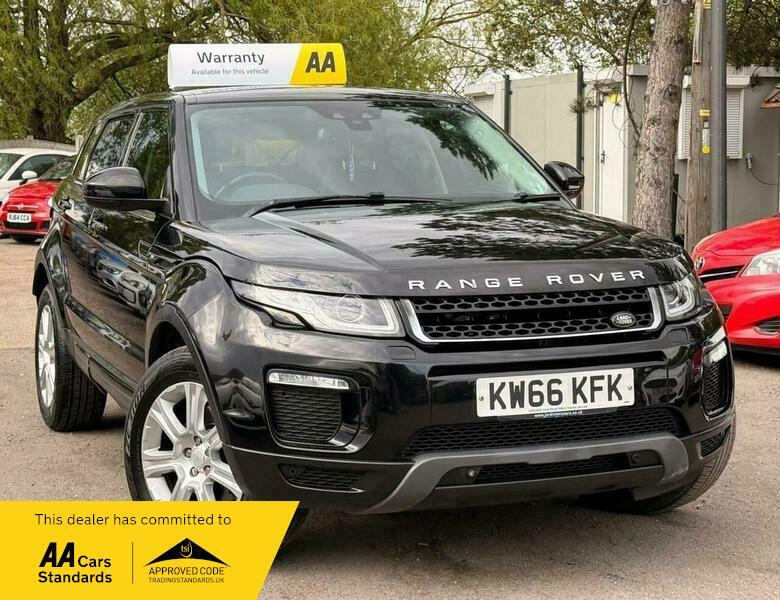Land Rover Range Rover Evoque 2.0 Td4 Se Tech KW66KFK Black #2
