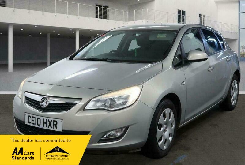 Vauxhall Astra 1.6 16V Exclusiv CE10HXR Silver #2