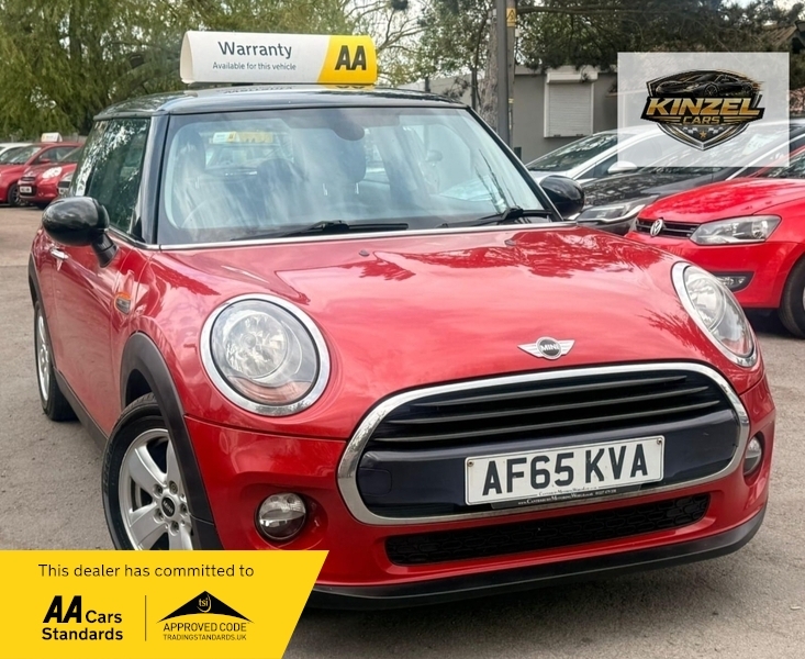Mini Hatch 1.5 Cooper Hatchback Red