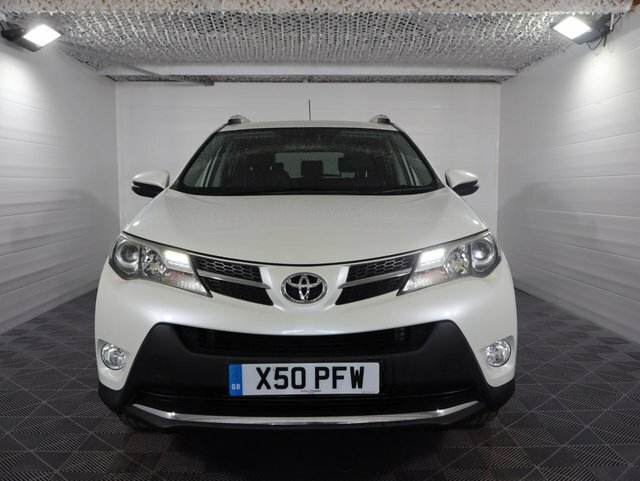 Toyota Rav 4 2.2 D-cat Invincible Suv 4Wd Euro White #2