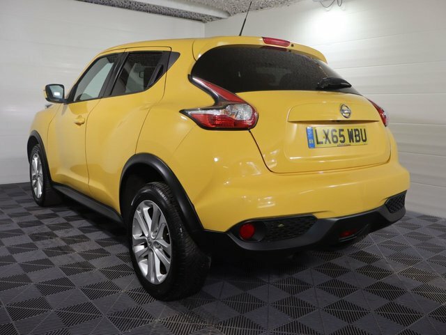 Nissan Juke 1.6 Acenta Premium Suv Xtron Euro 6 11 LX65WBU Yellow #3