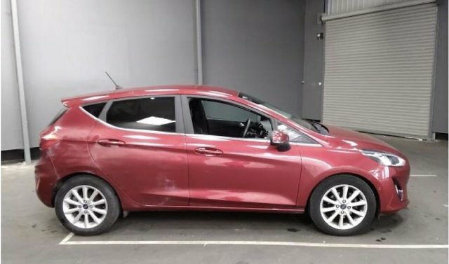 Ford Fiesta 1.0T Ecoboost Titanium Hatchback E HY18BXB Red #2