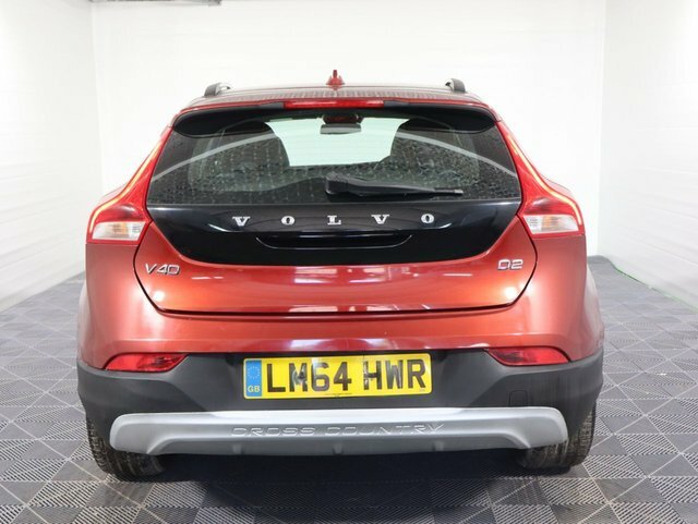 Volvo V40 Cross Country 1.6 D2 Lux Hatchback Powershift Euro 5 Red #4