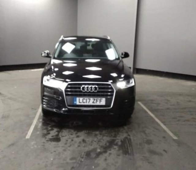 Audi Q3 1.4 Tfsi Cod Sport Suv S Tronic Euro 6 LC17ZFF Black #2