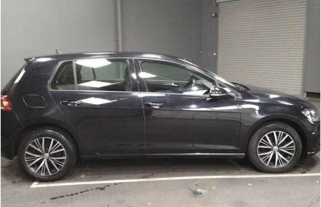 Volkswagen Golf 1.6 Tdi Bluemotion Tech Se Nav Hatchback Diese FD17YTF Black #2