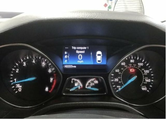 Ford Focus 1.0T Ecoboost Zetec S Hatchback WO15EVV Black #4