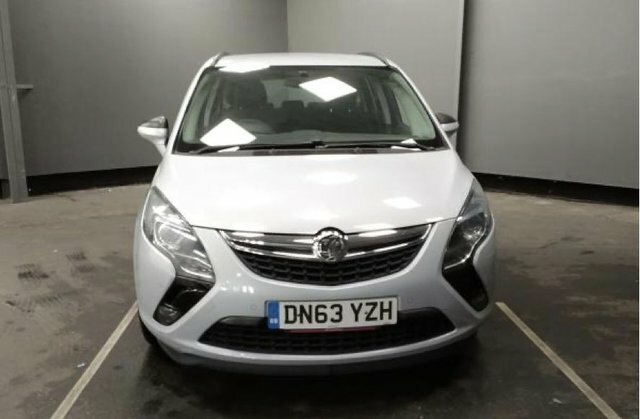 Vauxhall Zafira Tourer 2.0 Cdti Exclusiv Mpv Euro 5 13 Grey #2
