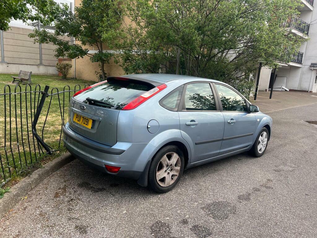 Ford Focus 1.6 LX Blue #3