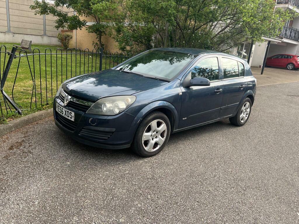 Vauxhall Astra 1.8I 16V Club Blue #2
