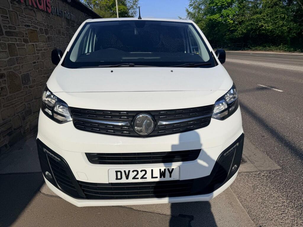 Vauxhall Vivaro Panel Van 1.5 Turbo D 2900 Sportive L2 H1 Euro 6 DV22LWY White #4