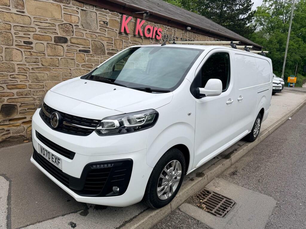 Vauxhall Vivaro Panel Van 2.0 Turbo D 3100 Sportive L2 H1 Euro 6 White