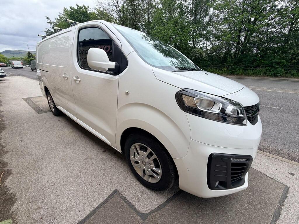 Vauxhall Vivaro Panel Van 2.0 Turbo D 3100 Sportive L2 H1 Euro 6 VO70EXF White #3