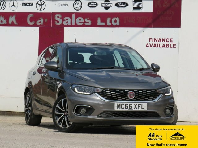 Fiat Tipo 2017 1.4 Mpi Lounge Hatchback Eu Grey