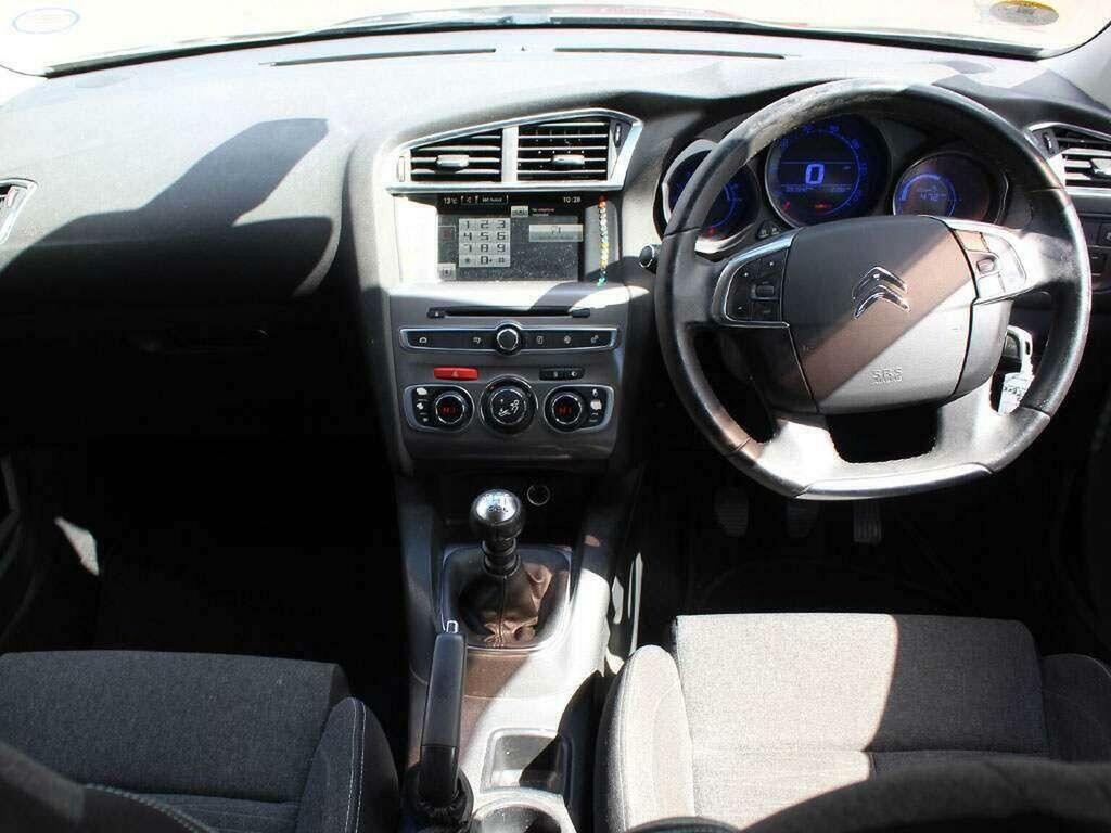 Citroen C4 Hatchback 1.6 Bluehdi Flair Euro 6 Ss 2015 HV65BVK Grey #3