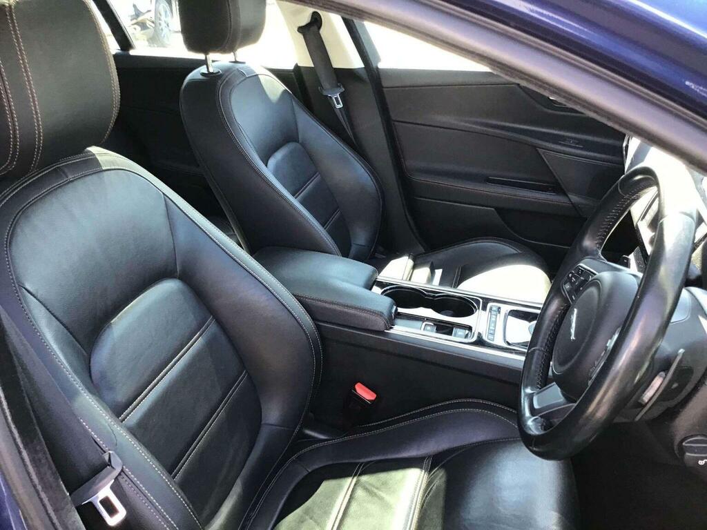 Jaguar XE Saloon 2.0 Gtdi Prestige Euro 6 Ss 20 GH16JGO Blue #4