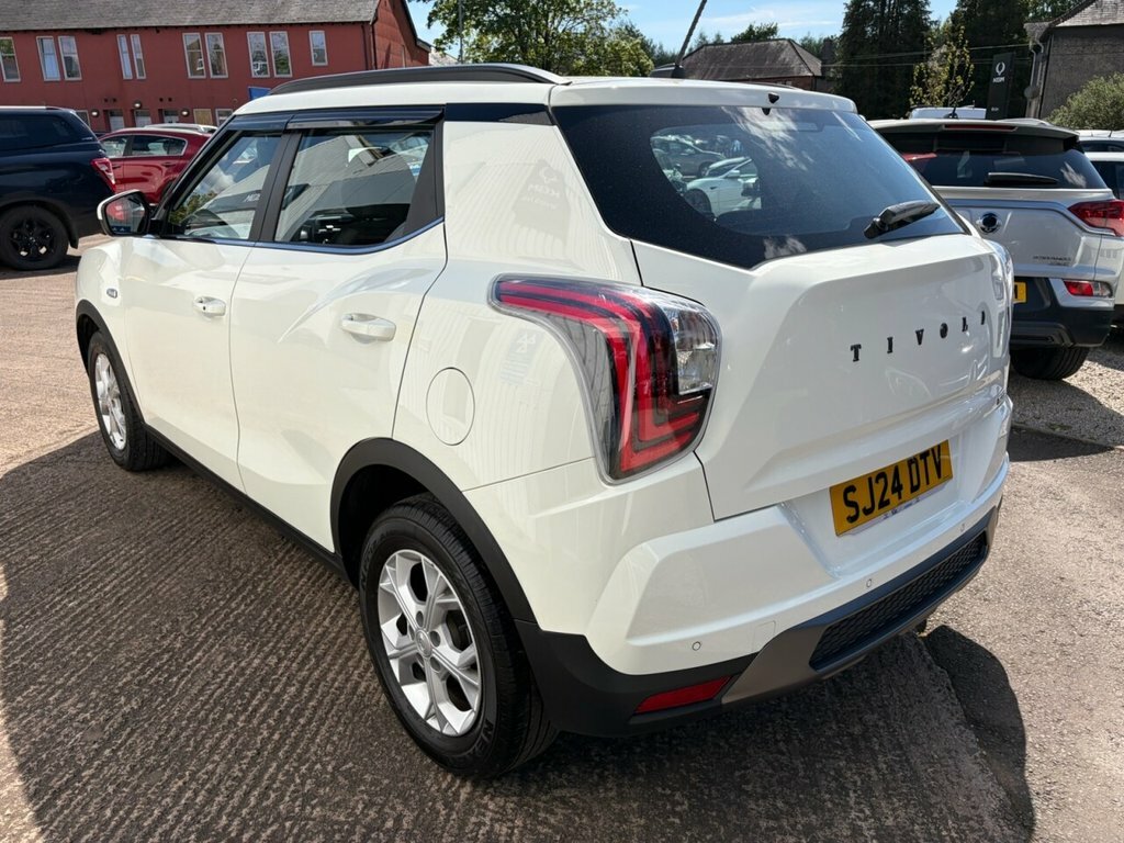 SsangYong Tivoli 1.5L K30 SJ24DTV White #6