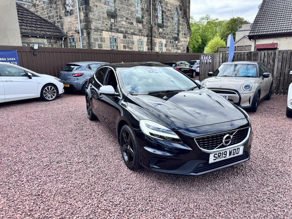 Volvo V40 Hatchback 2.0 T2 R-design Edition Euro 6 Ss SR19WDD Black #2