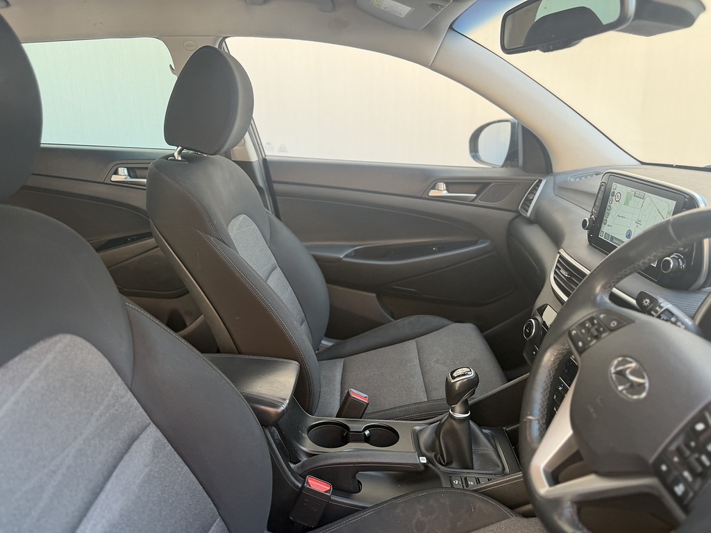 Hyundai Tucson 1.6 Gdi Se Nav Suv Euro 6 Ss EU19VMO Grey #6