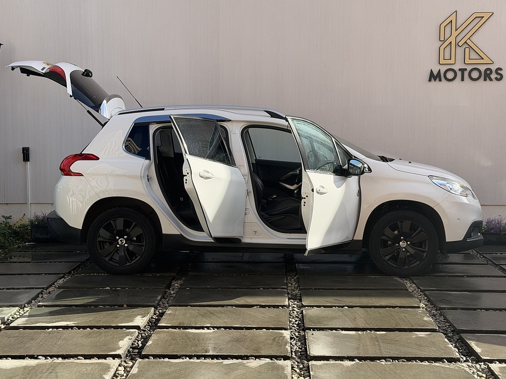 Peugeot 2008 1.2 Vti Puretech Crossway Suv Eu CO04EMS White #4