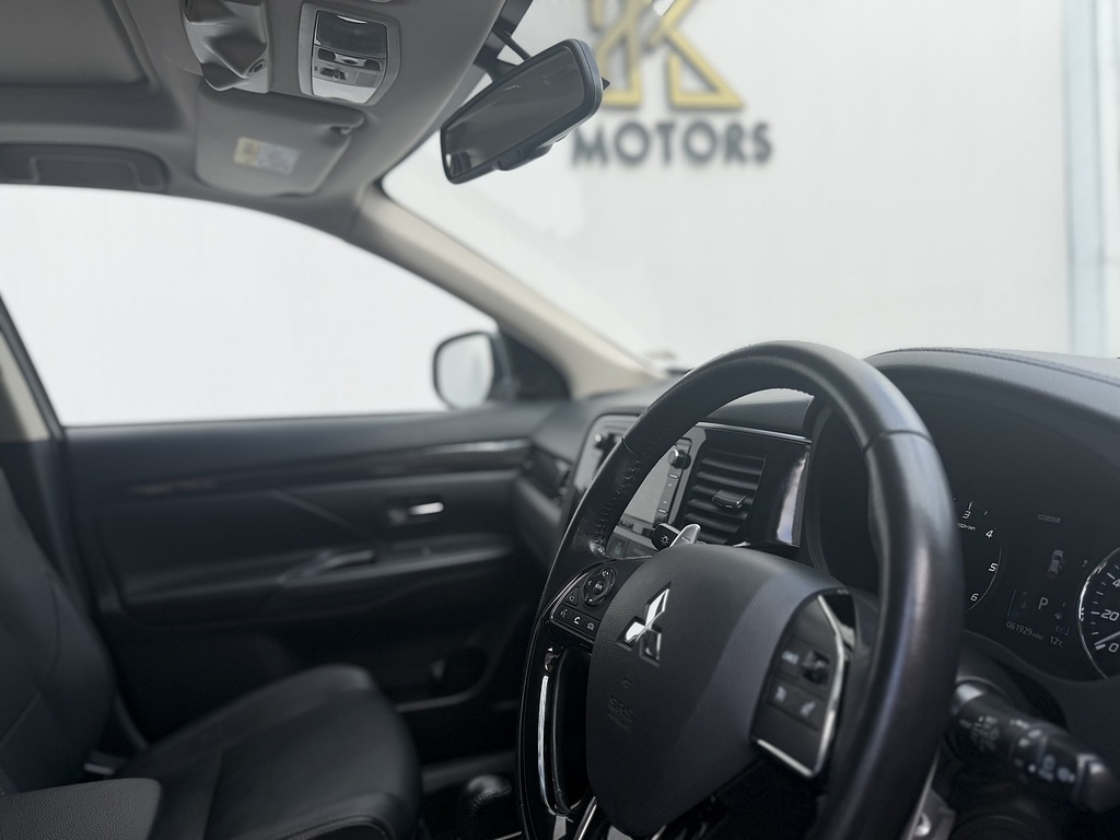Mitsubishi Outlander 2.2 Di-d 4 Suv 4Wd Euro 6 147 Ps White #5
