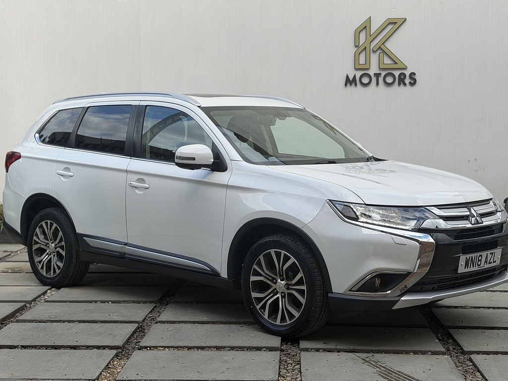 Mitsubishi Outlander 2.2 Di-d 4 Suv 4Wd Euro 6 147 Ps White