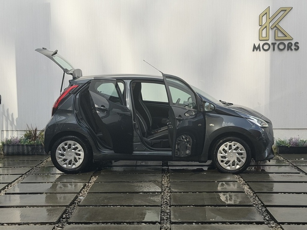 Toyota Aygo 1.0 Vvt-i X-play Hatchback Euro Grey #4