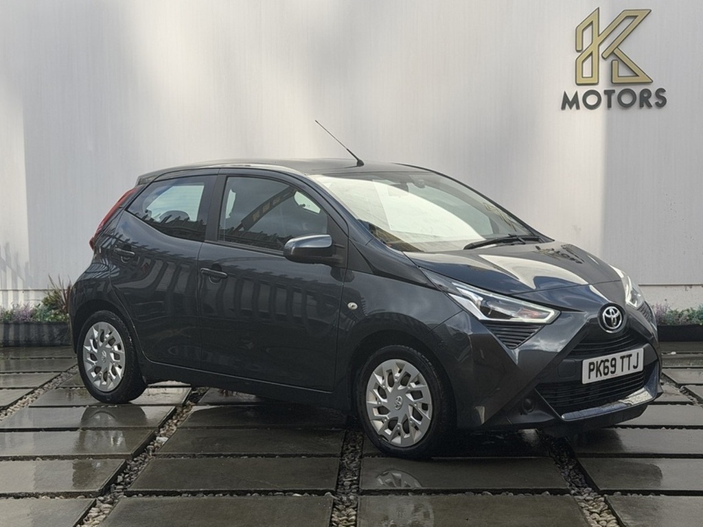 Toyota Aygo 1.0 Vvt-i X-play Hatchback Euro Grey