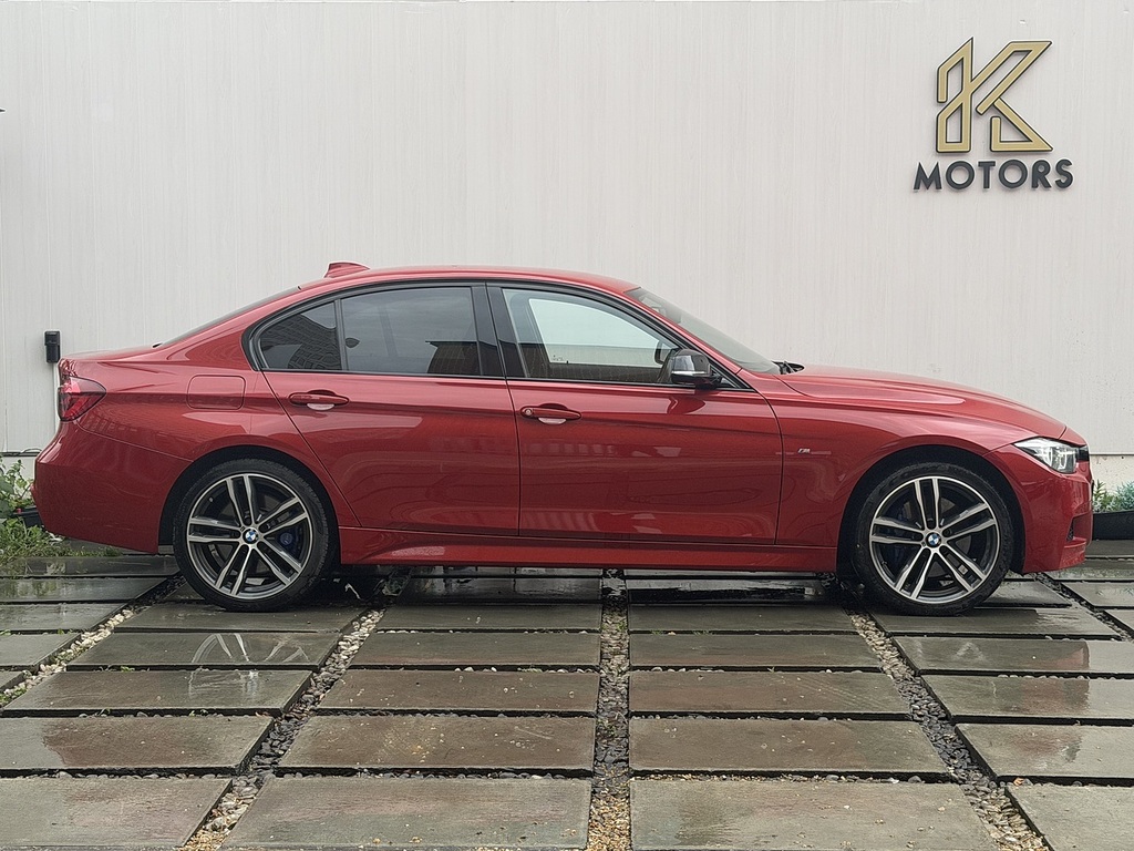 BMW 3 Series 2.0 320I M Sport Shadow Edition Saloon Red #3