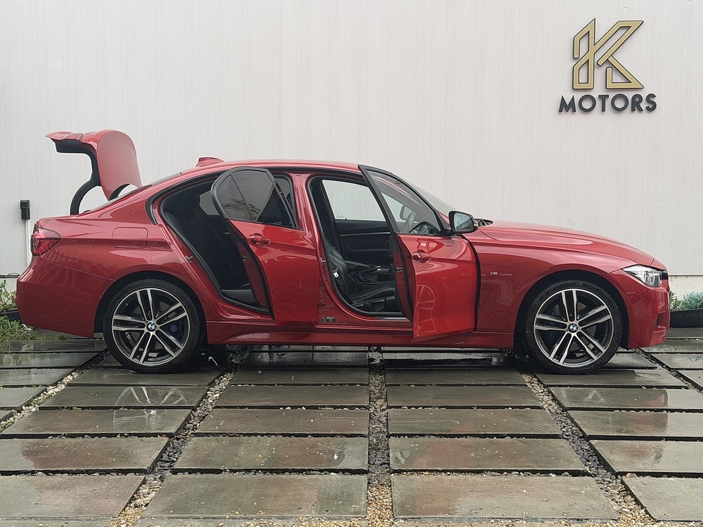 BMW 3 Series 2.0 320I M Sport Shadow Edition Saloon Red #4