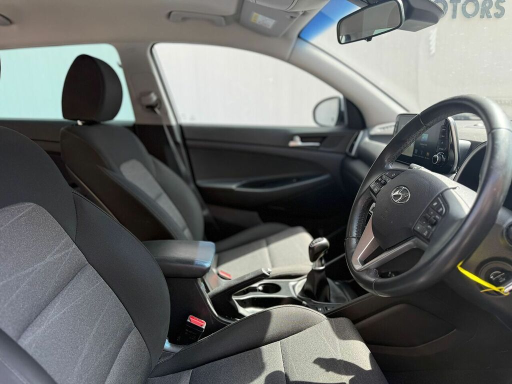 Hyundai Tucson 1.6 T-gdi Se Nav Suv Euro 6 Ss EK21HVZ Silver #6