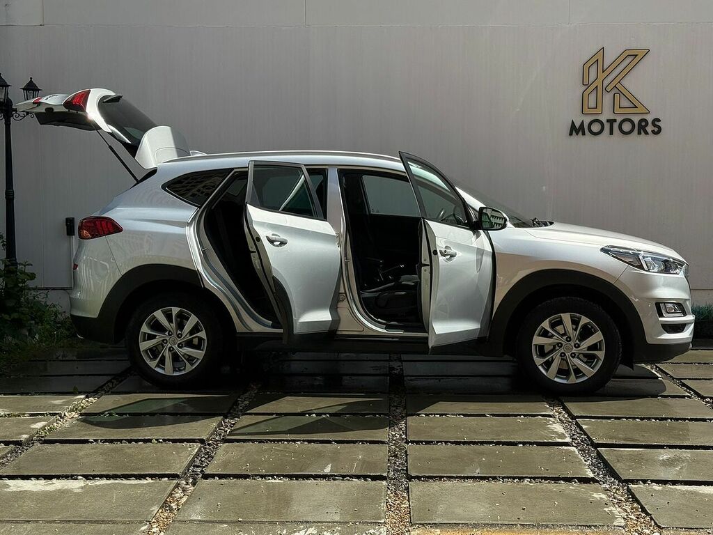 Hyundai Tucson 1.6 T-gdi Se Nav Suv Euro 6 Ss EK21HVZ Silver #4