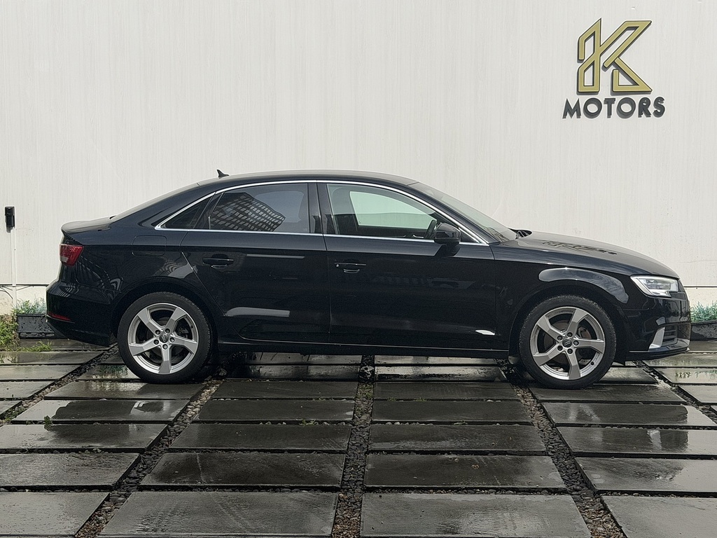 Audi A3 1.5 Tfsi Cod 35 Sport Saloon S Tronic E MA68KNN Black #3